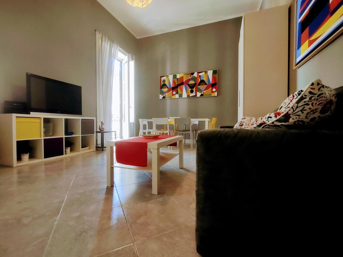 Central Apartment A Due Passi Dal Porto Palermo Exteriör bild